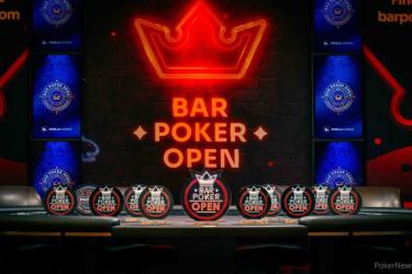 Bar Poker Open Trophy